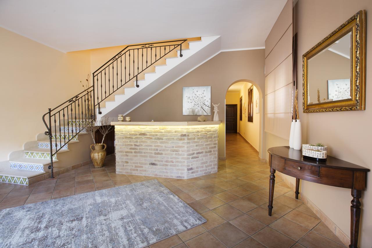Cala Di Ponente Hotel Castelluzzo Bagian luar foto